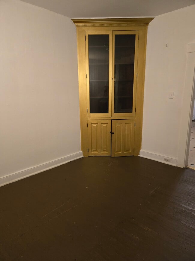 Foto del edificio - 504 W Chestnut St