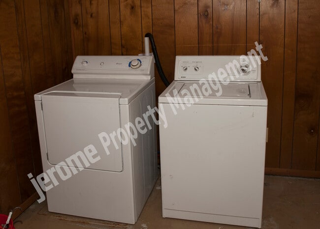 Foto del edificio - 4509 Autumn Palm Dr