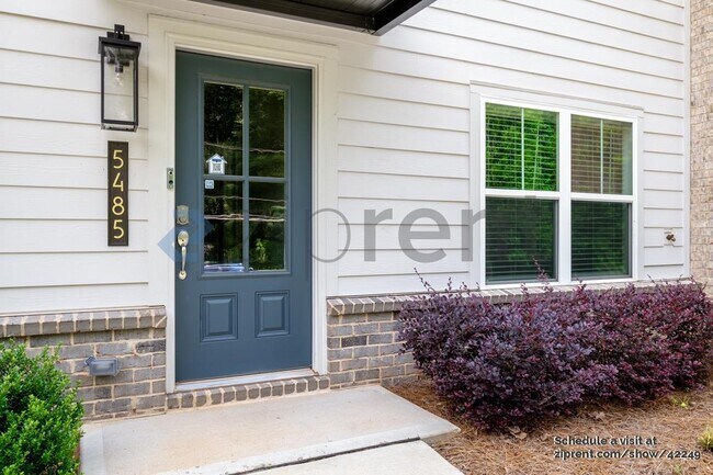 Foto del edificio - 5485 Blossomwood Trl SW