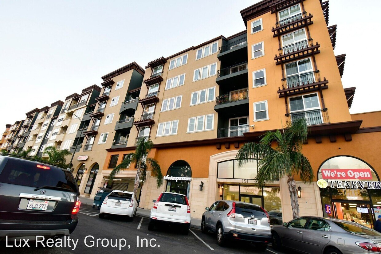 Foto principal - 2 br, 2 bath House - 151 El Camino Real # 113