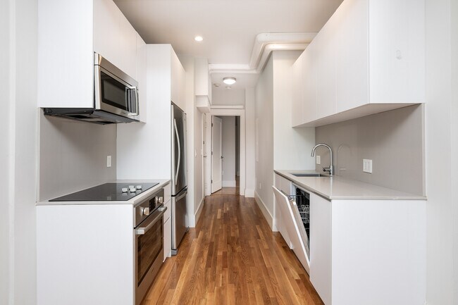 Foto del edificio - 737 Cambridge St