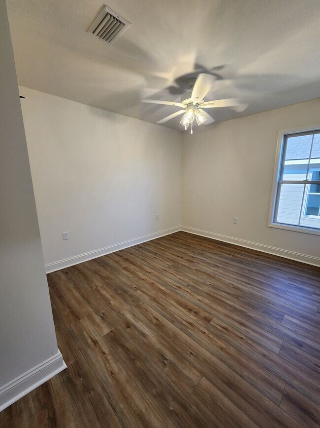 Building Photo - 4041 Colbie Way