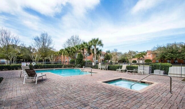 Photo - 132 Hidden Palms Ln Townhome