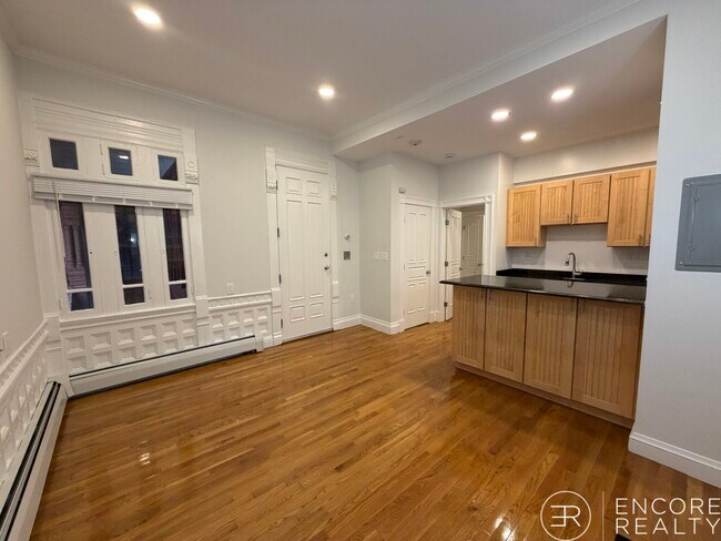 Foto del edificio - 195 Commonwealth Ave