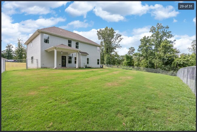 Foto del edificio - 6643 White Oak Ln