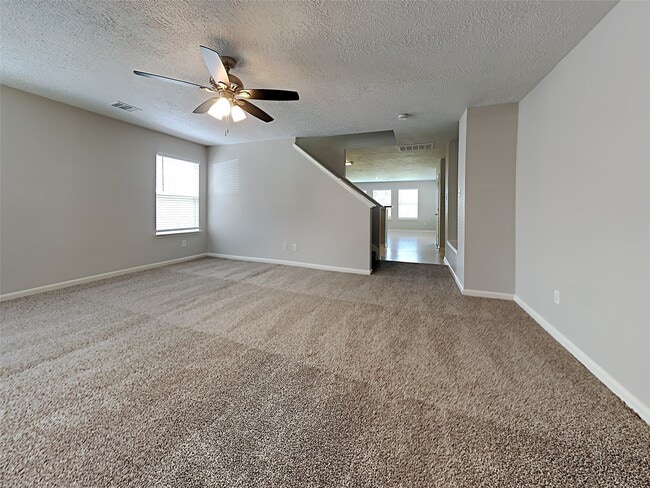 Foto del edificio - 19023 Remington Park Dr