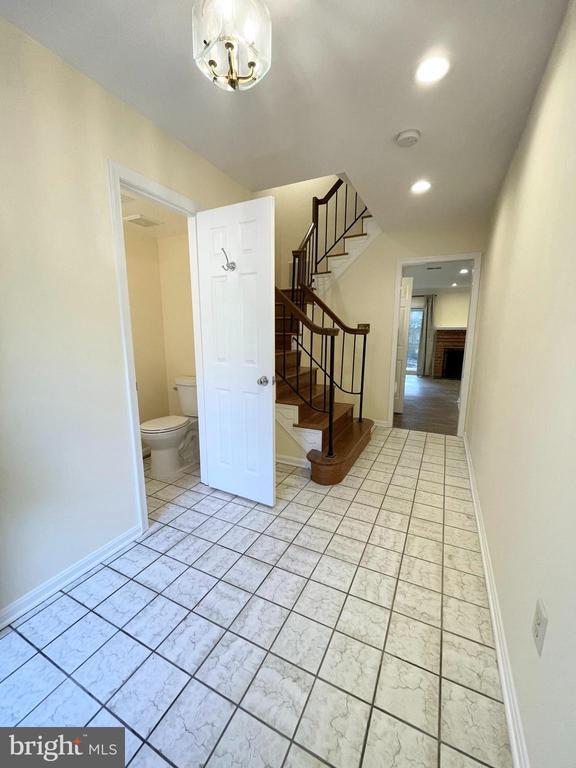 Building Photo - 5146 Woodmire Ln