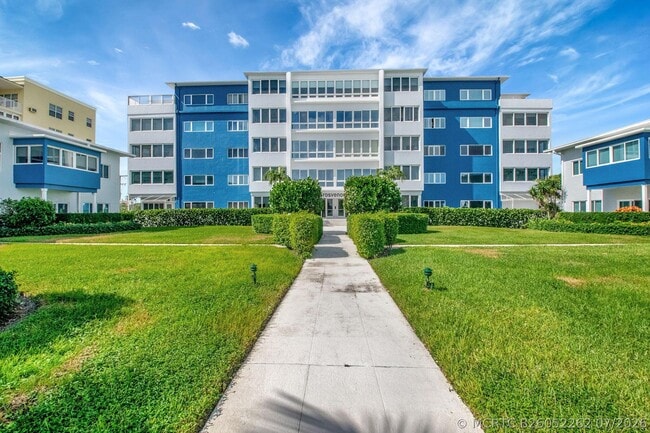 Building Photo - 120 N Ocean Blvd