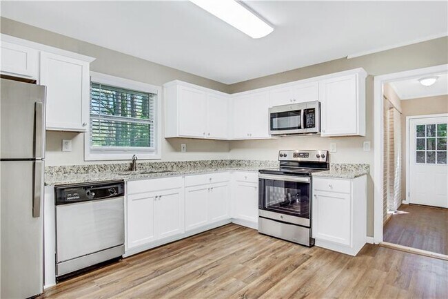 Building Photo - 3594 Brookcrest Cir