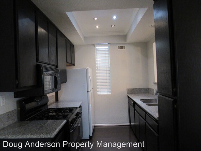Building Photo - 2 br, 2 bath House - 2811 WEST AVENUE K-12...