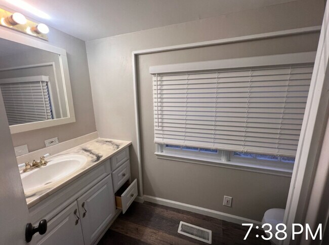 Foto del edificio - 9539 Possum Hollow Rd