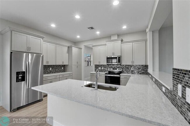 Building Photo - 5218 Liberty Ln
