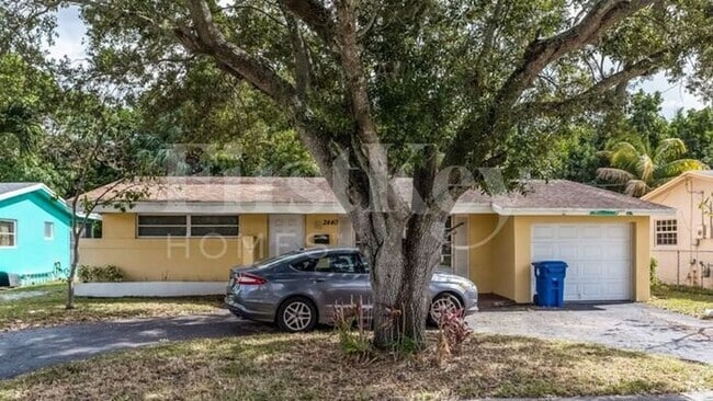 Building Photo - 2440 NW 68th Ave
