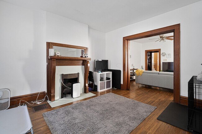 Foto del edificio - 2585 Findley Ave