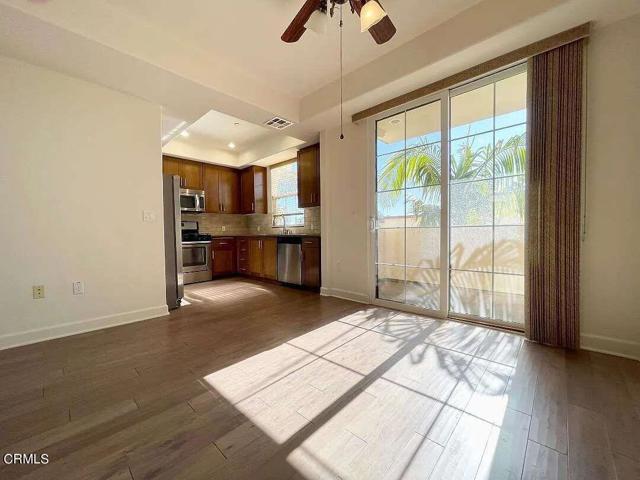 Foto del edificio - 130 N Garden St