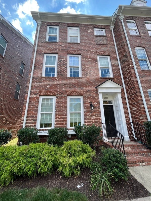 9223 Belcaro Ln, Charlotte, NC 28273 Townhome Rentals in Charlotte NC