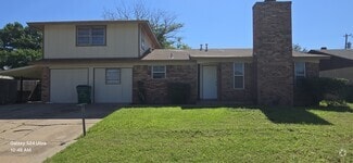 Building Photo - 1609 Douglas Dr