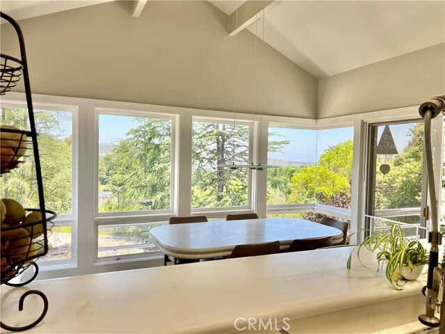 Foto del edificio - 31561 Pepperwood Ln