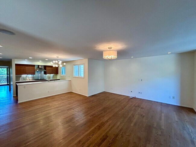 Foto del edificio - 3351 Clay St