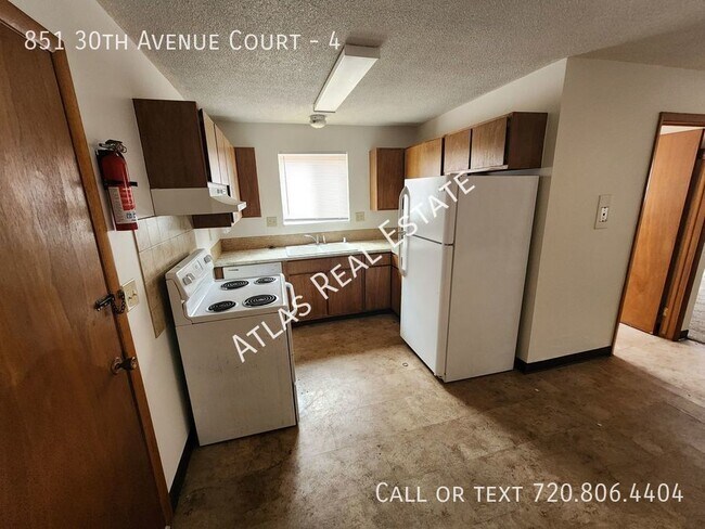 Foto del edificio - 851 30th Avenue Court