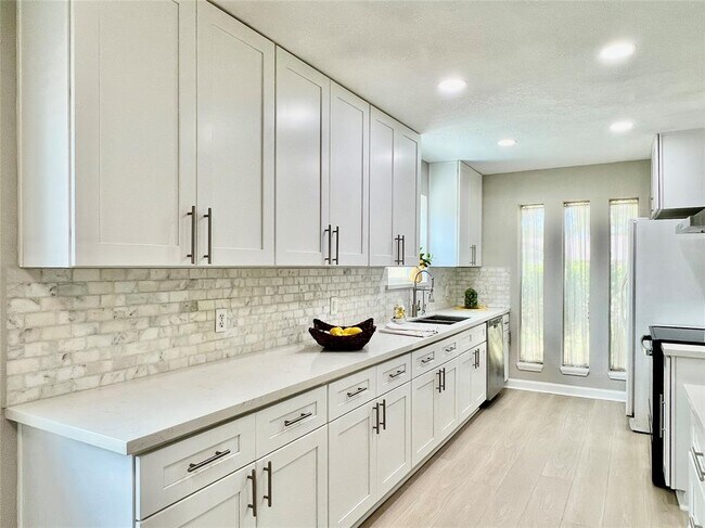 Foto del edificio - 1026 Park Meadow Dr