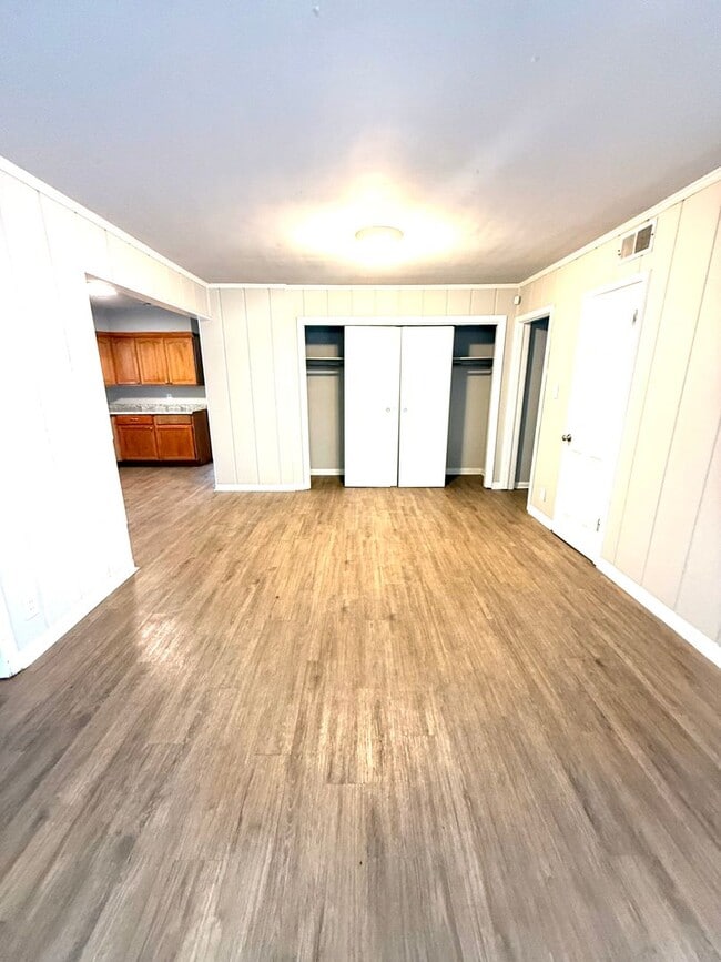 Foto del edificio - ** 3 bed 2 bath located in Morningview **Call (334-366-9198 for a  self viewing)