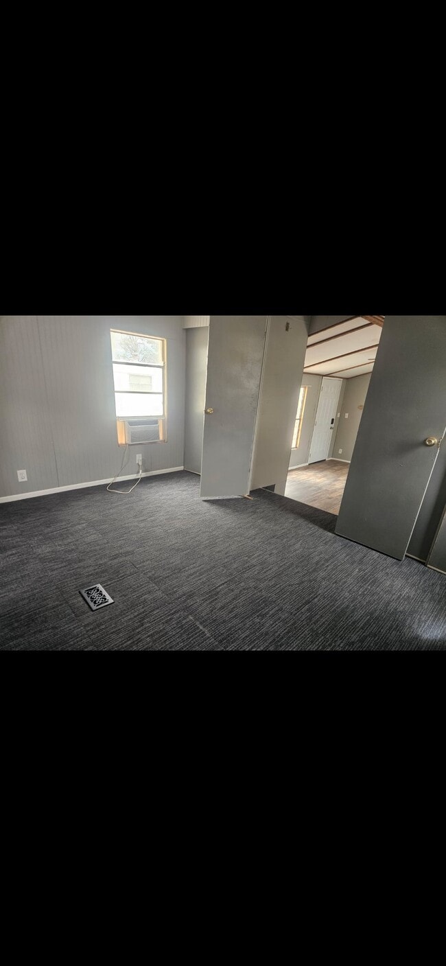 Building Photo - 1100 Mesquite St