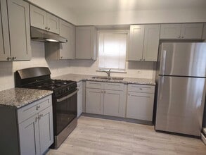 Building Photo - 9212 S Kedzie Ave