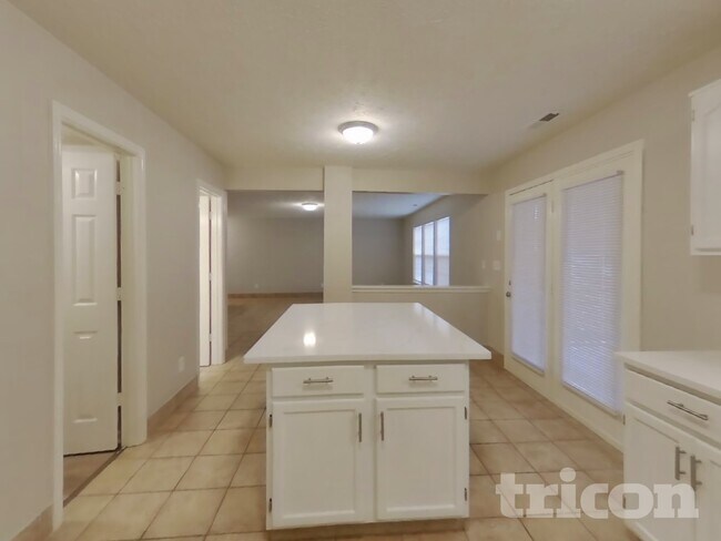 Foto del edificio - 2336 Wynbrooke Blvd