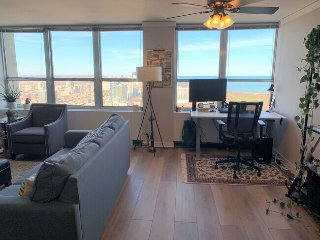 Dining/Work Space - 655 W Irving Park Rd