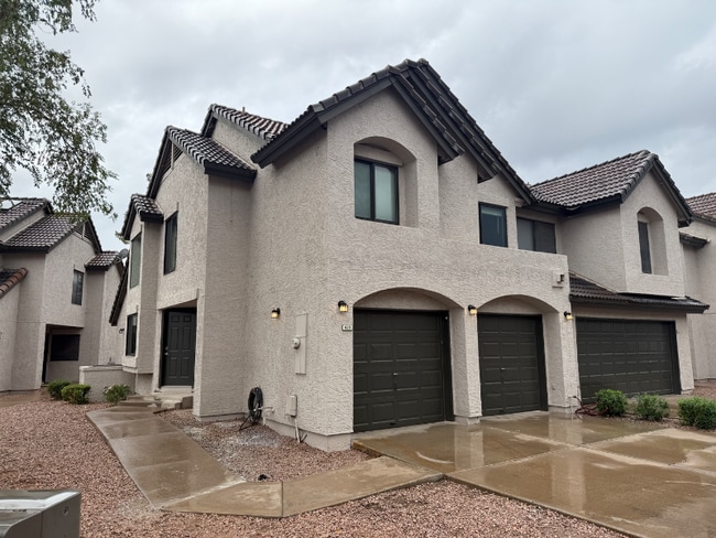 Building Photo - 425 S Seawynds Blvd