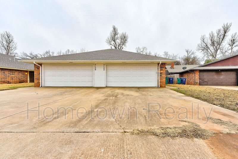 Primary Photo - 7122 Michelle Ln