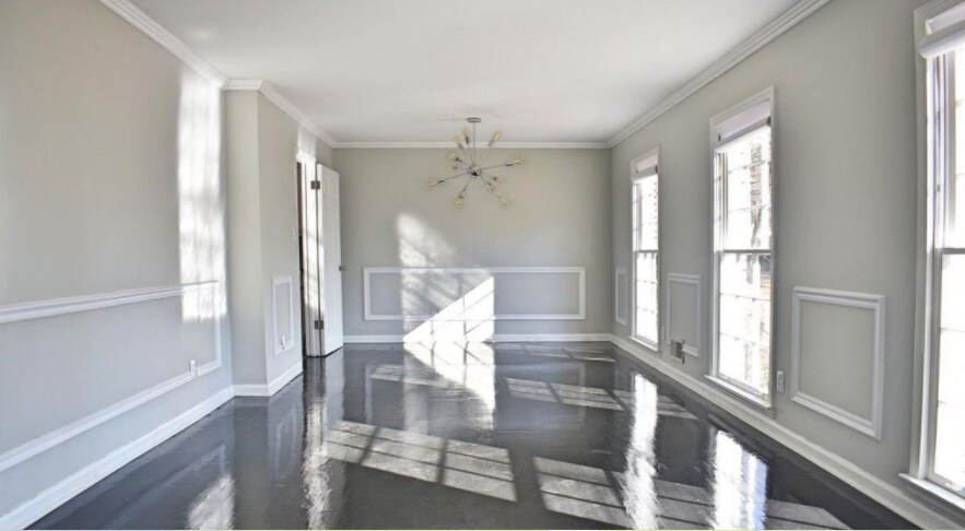 Building Photo - 1204 Pine Tree Dr