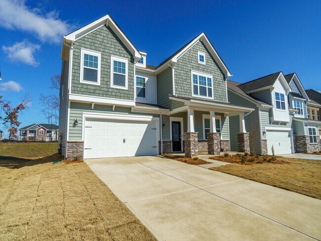 Foto del edificio - Brand New 5 Bedroom 3 full baths in Steele...