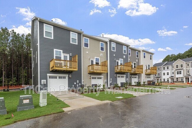 Building Photo - 1723 Chirping Trl