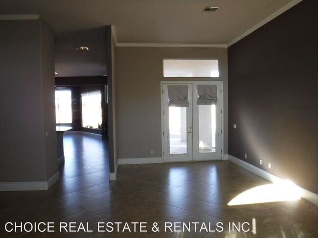 Building Photo - 4 br, 3 bath House - 7665 Gilespie Street