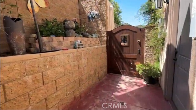 Foto del edificio - 5322 Newbury Ln