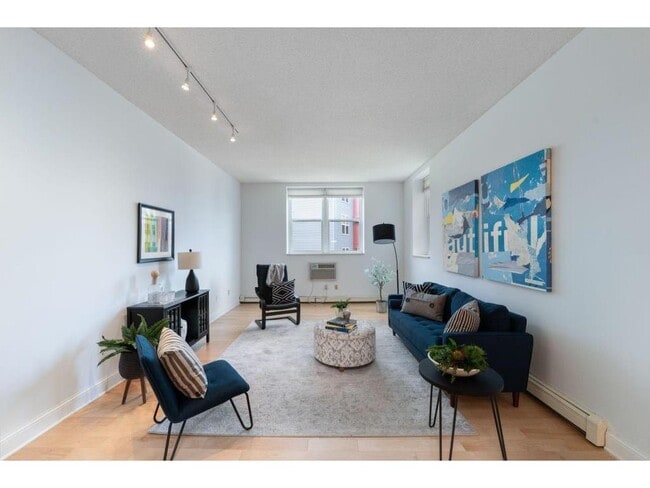 Foto del edificio - 215 7th St NE