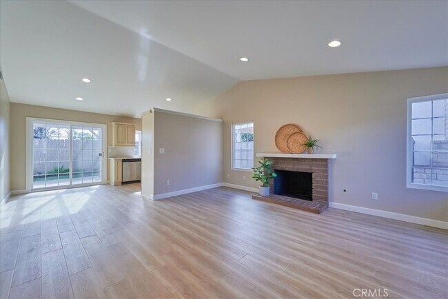 Foto del edificio - 12749 Nicolet Ct