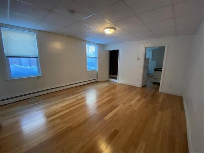 Building Photo - 60 Otis St