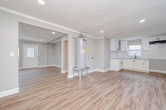 Foto del edificio - 6715 Victoria St