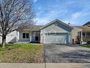 Building Photo - 814 Holly Farms Dr
