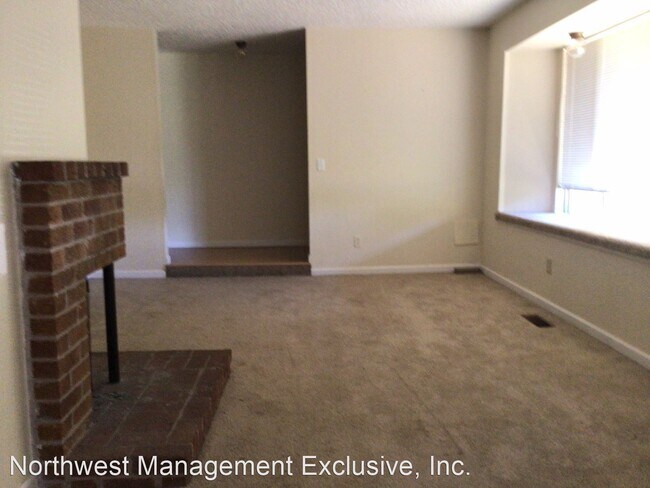 Building Photo - 3 br, 2 bath House - 14204 SE 16th Circle