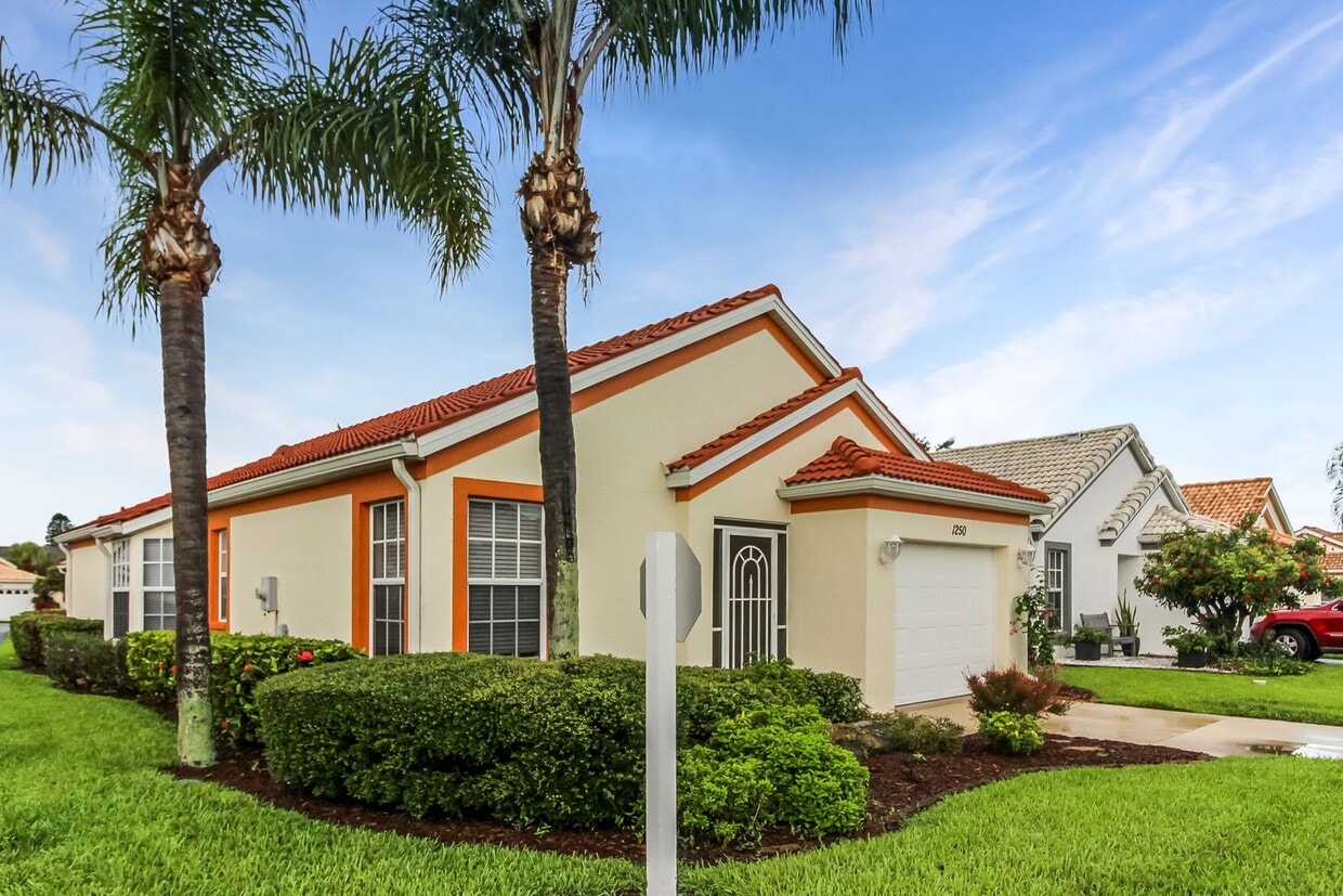 1250 Capri Isles Blvd, Venice, FL 34292 House Rental in Venice, FL