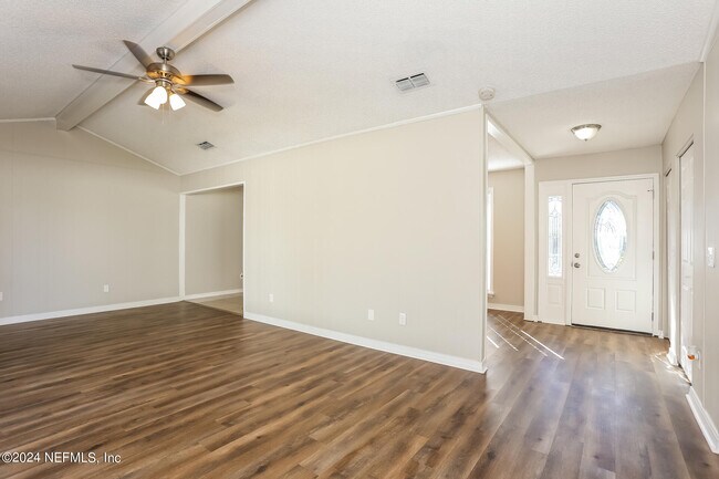Building Photo - 589 William Ellery St
