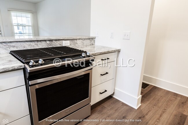 Foto del edificio - 1302 Tecumseh St