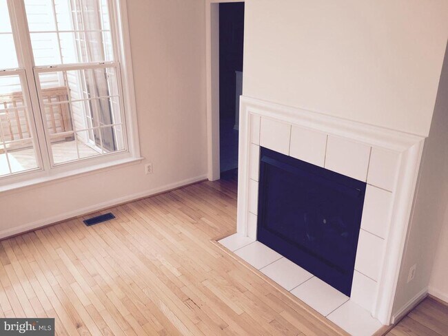 Foto del edificio - 12580 Fair Village Way