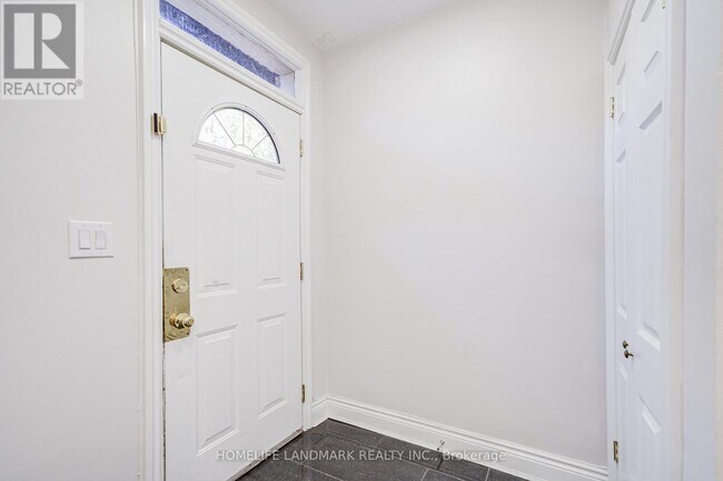 Building Photo - 237 Ontario St