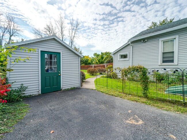 Shed available for additional storage - 81 Foster St