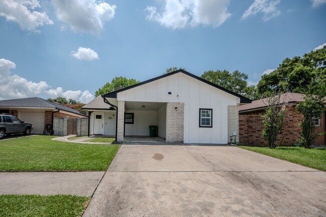 Foto del edificio - 4606 Meadowood Dr
